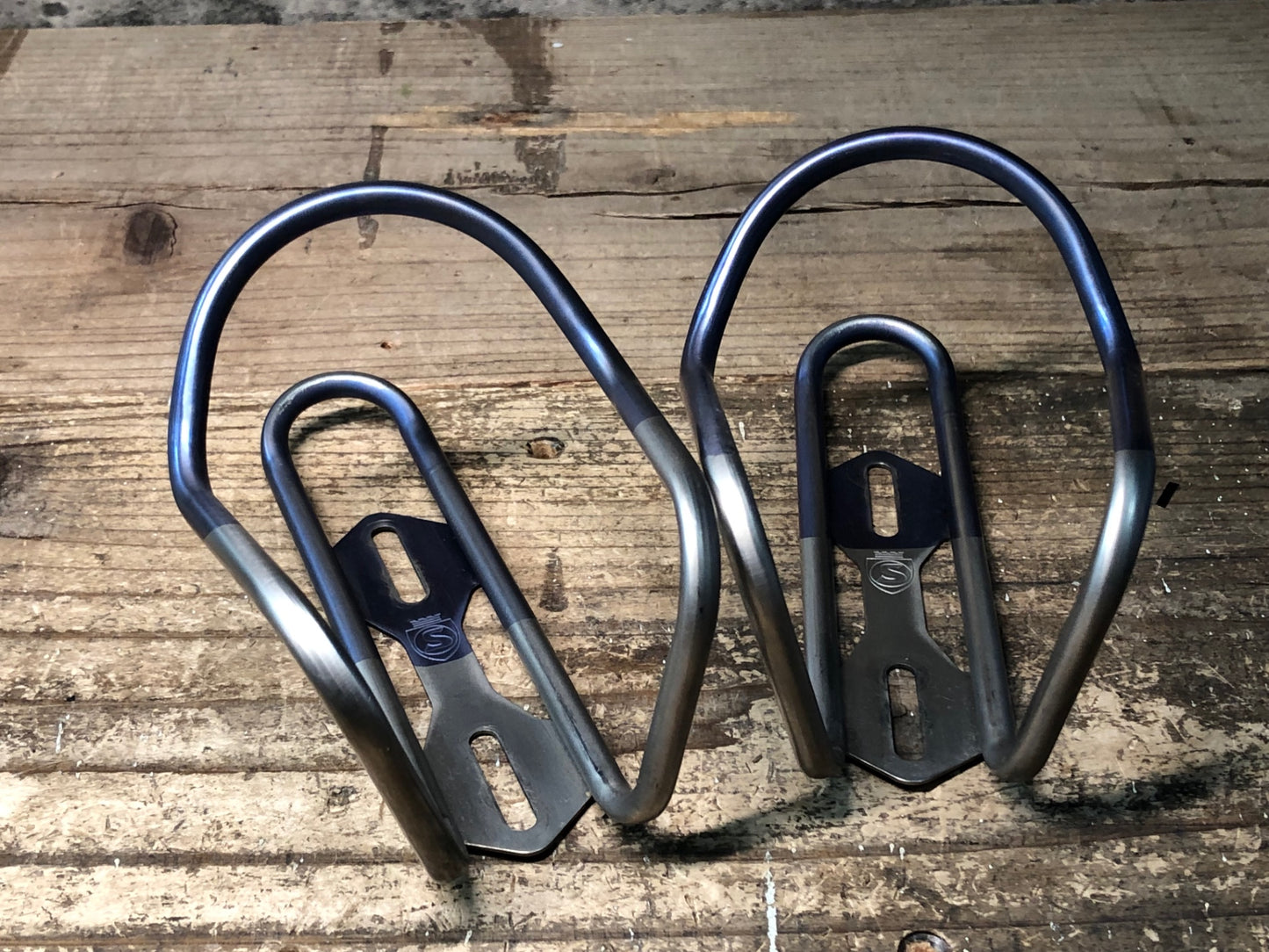 IY590 シリカ SILCA チタン ボトルケージ ペア