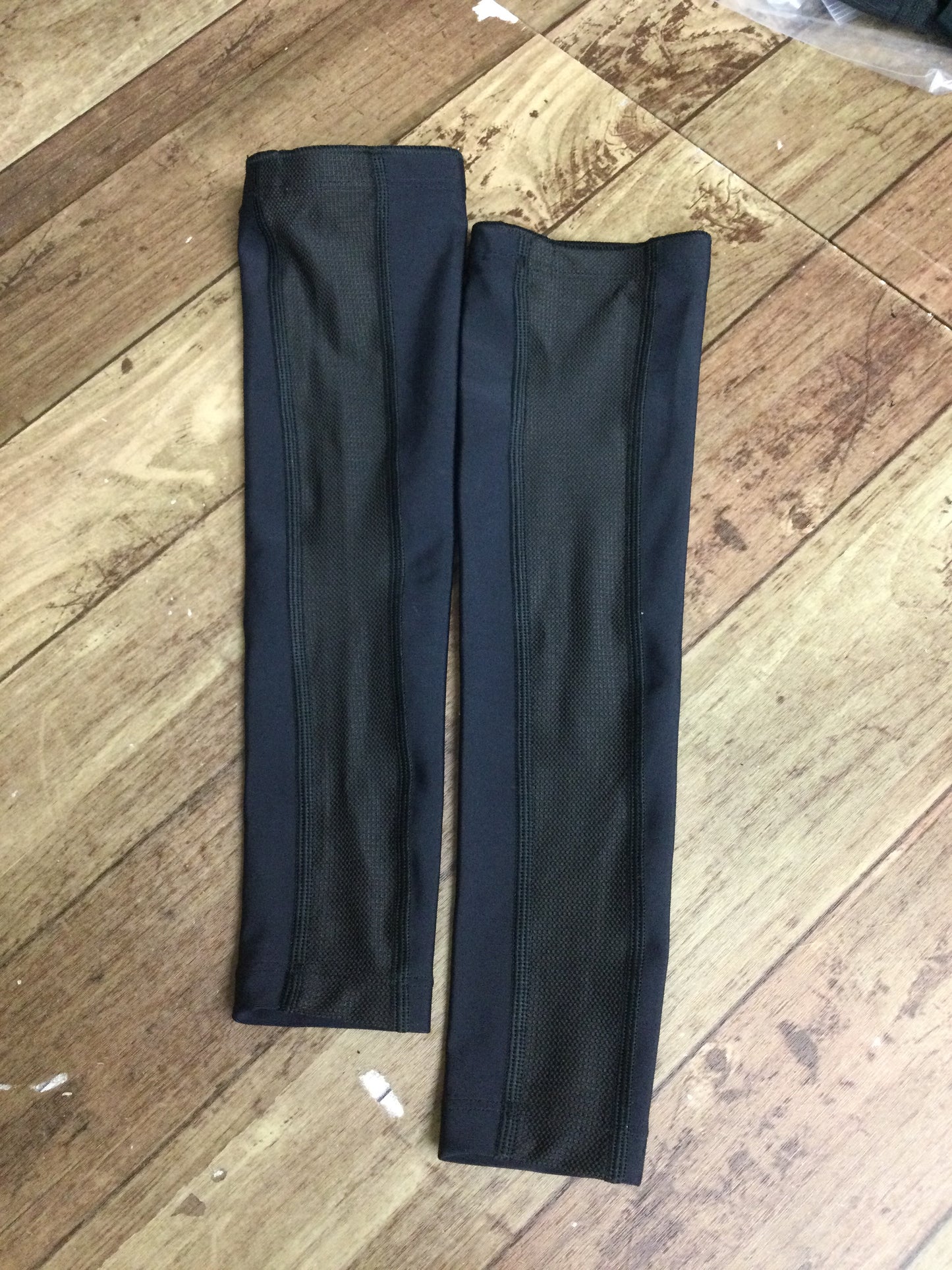 FO060 カペルミュール kapelmuur アームカバー XS 黒