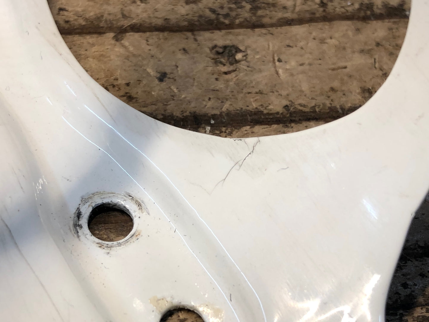 IX392 アランデル ARUNDEL カーボン ボトルケージ 2個セット 白 ※クラックの為ジャンク