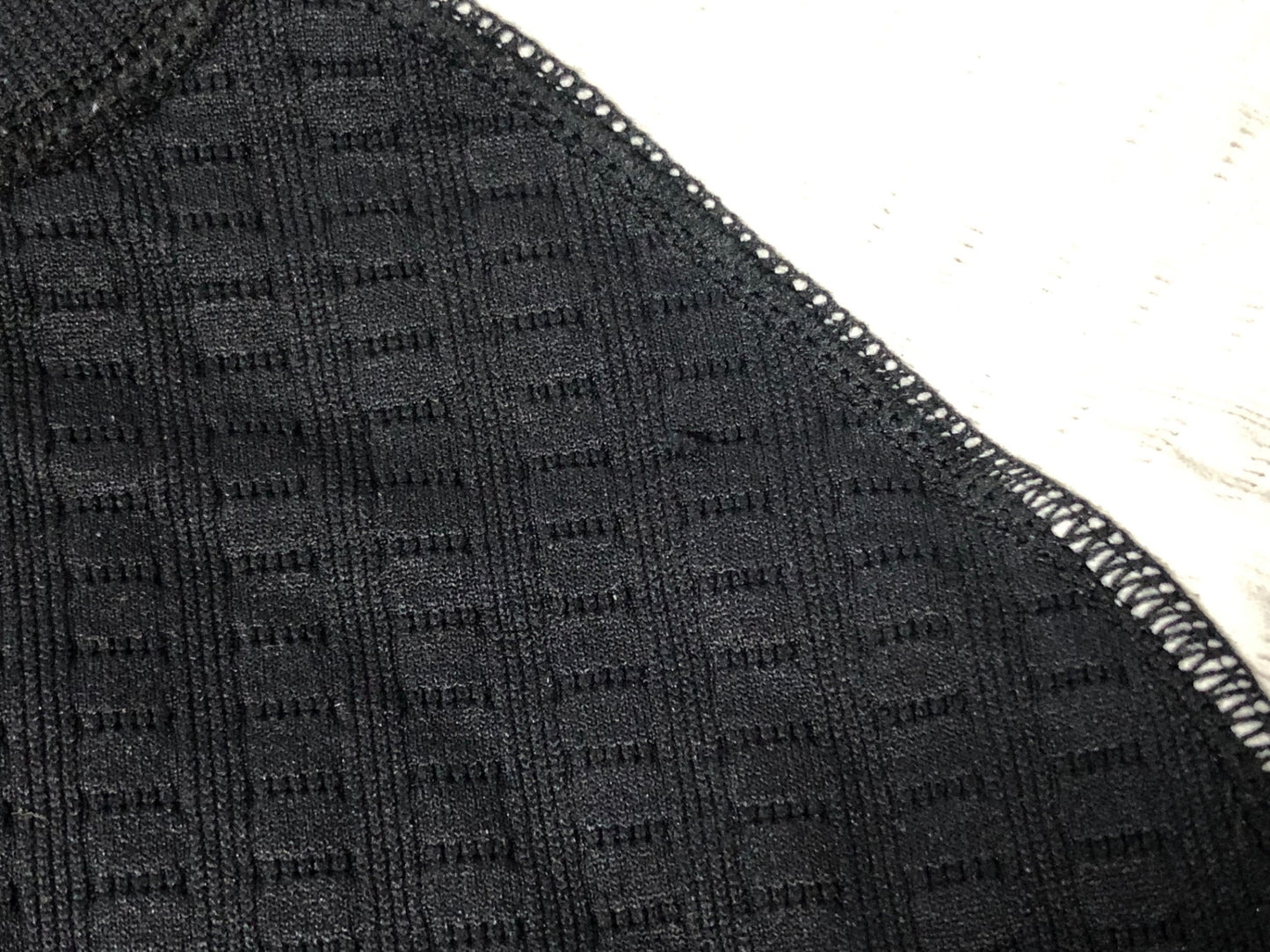 IN376 アソス Assos SKINFOIL 4.4 長袖 べースレイヤー 黒 I