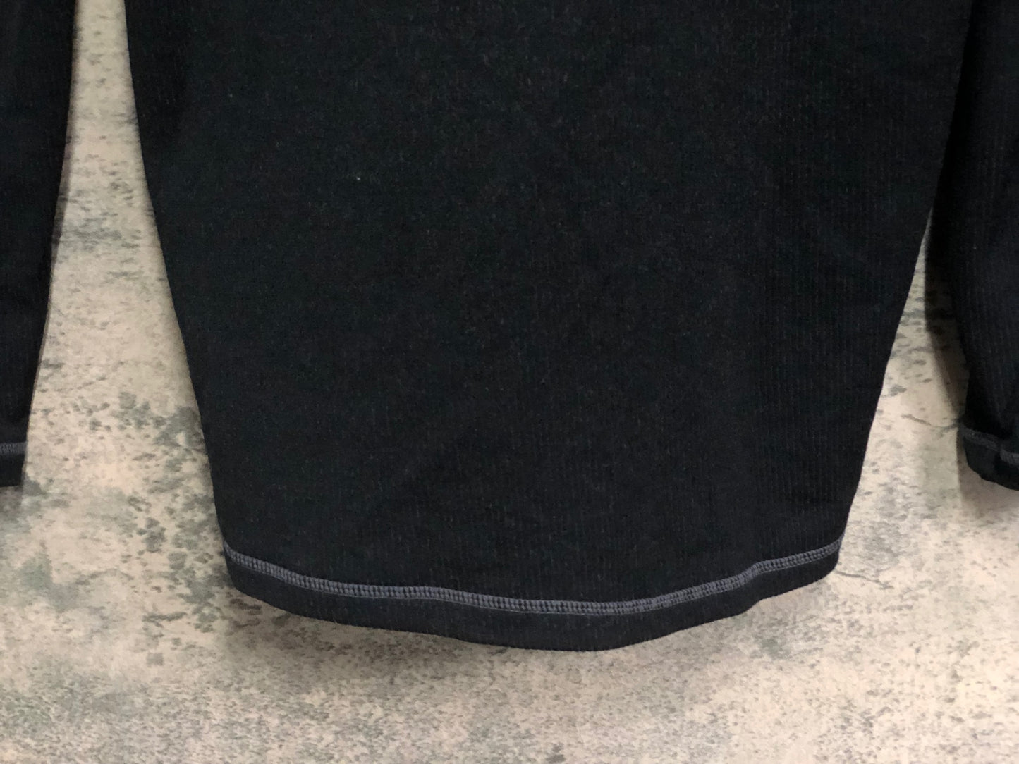 IX174 パールイズミ PEARL iZUMi 長袖 べースレイヤー 黒 L