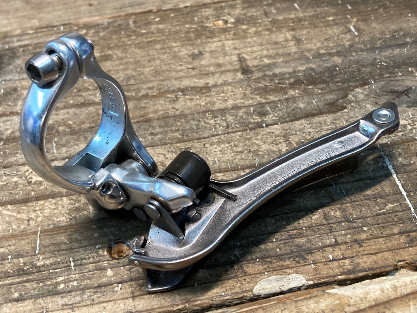 IQ472 シマノ SHIMANO デュラエース DURA-ACE FD-7700 フロントディレイラー バンド Φ31.8