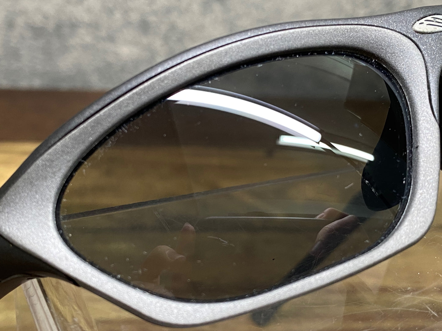 IX542 ルディプロジェクト RudyProject ホーラス HORUS サングラス アイウェア ※テンプル部エンブレム錆あり