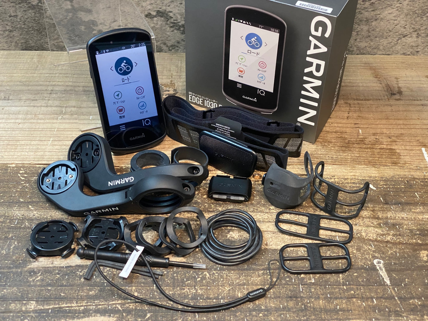 IP904 ガーミン GARMIN エッジ EDGE1030 サイクルコンピューター ※起動確認済