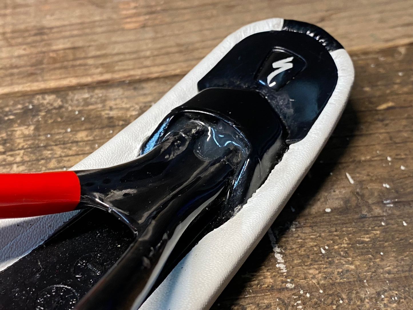 IZ639 スペシャライズド SPECIALIZED ROMIN EVO カーボンレール サドル 130mm