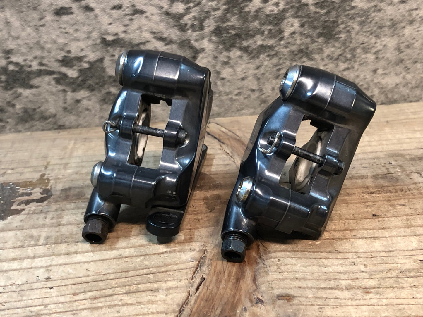 IW417 シマノ SHIMANO GRX BR-RX810 ディスクブレーキ キャリパー 前後セット