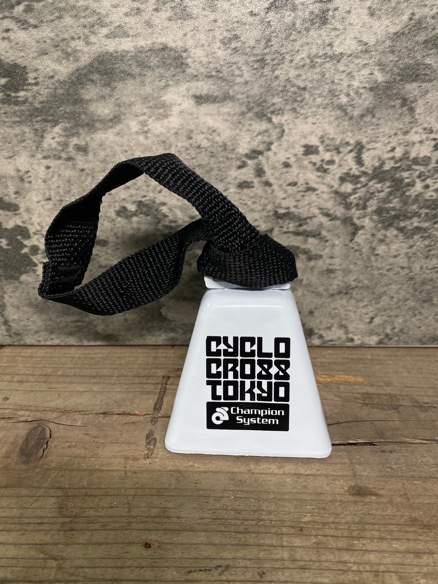 IR693 チャンピオンシステム Champion System カウベル 白 Cyclo Cross Tokyo 弱虫ペダル