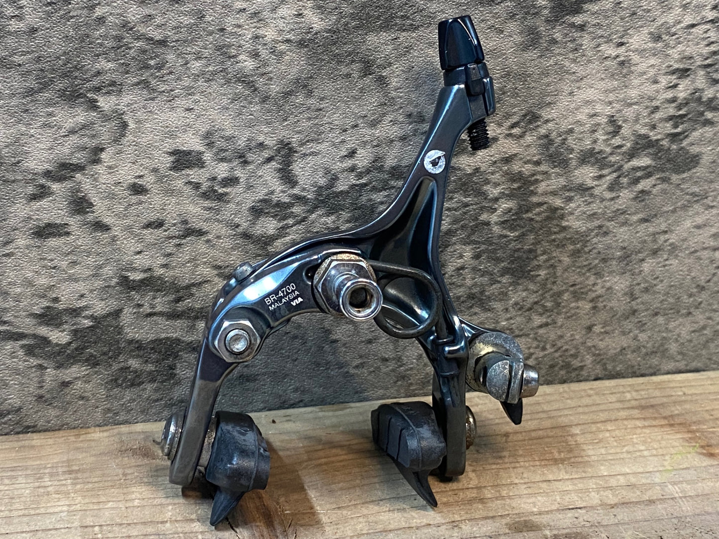 IV022 シマノ SHIMANO ティアグラ Tiagra BR-4700 キャリパーブレーキ リア