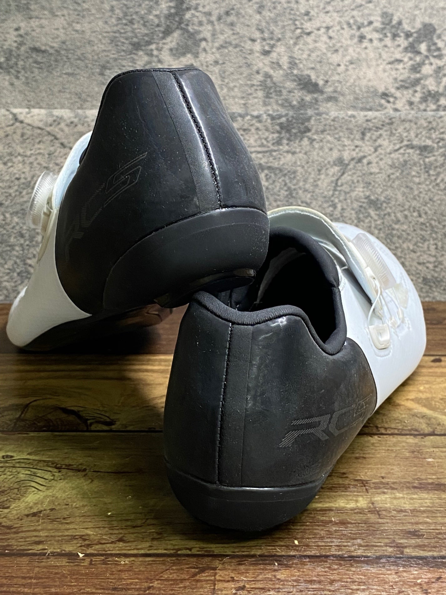 JB892 シマノ SHIMANO RC5 SHRC502M W01 S ビンディングシューズ 3穴 白 黒 EU42