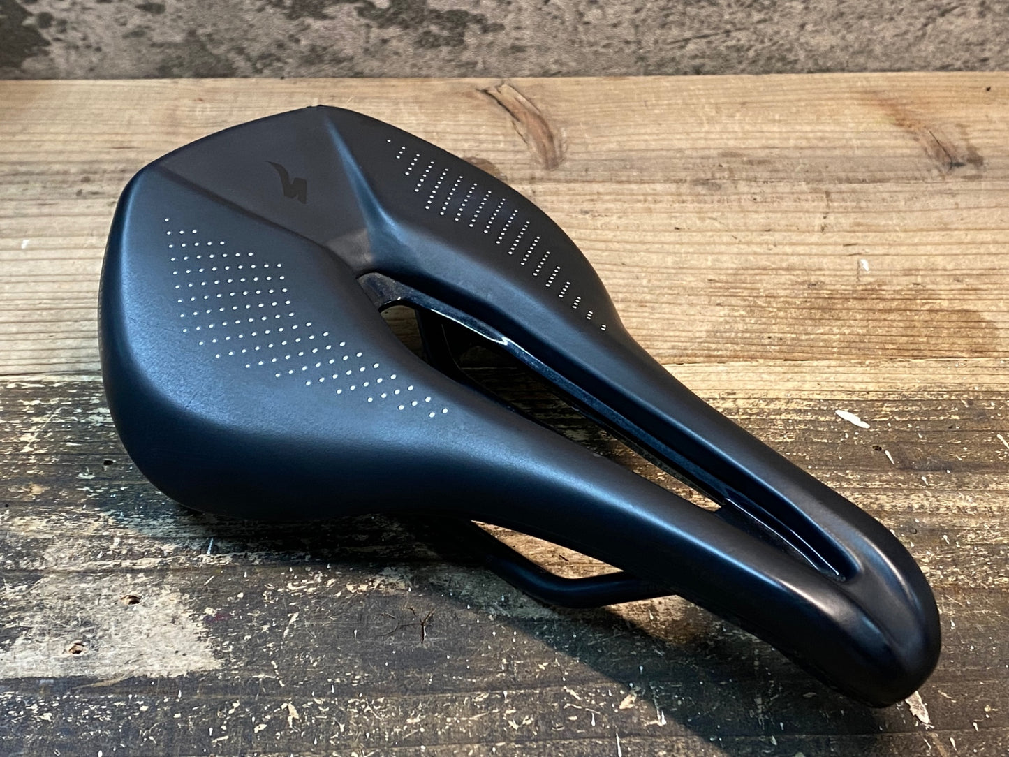 IX443 スペシャライズド SPECIALIZED パワー POWER サドル 黒 143mm HOLLOW Tiレール