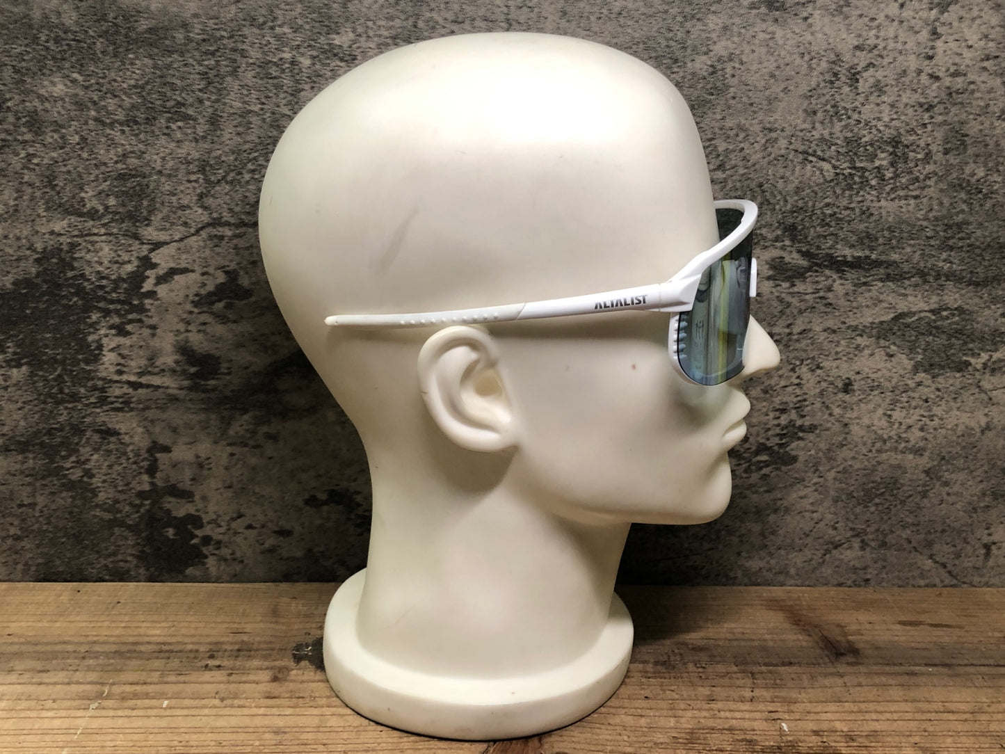 IY982 アルタリスト ALTALIST KAKU サングラス アイウェア 白 ※レンズ小傷