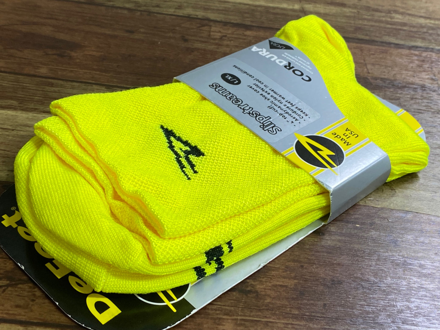 IZ045 デフィート DEFEET Slipstreams シューズカバー 黄 L/XL