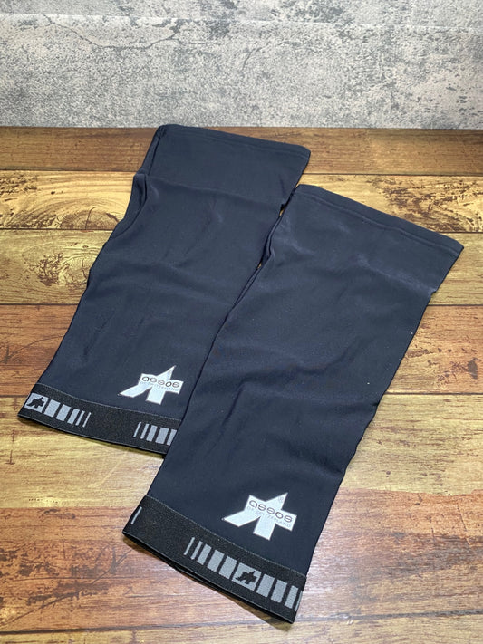 IX741 アソス assos ニーウォーマー 黒 ONE SIZE