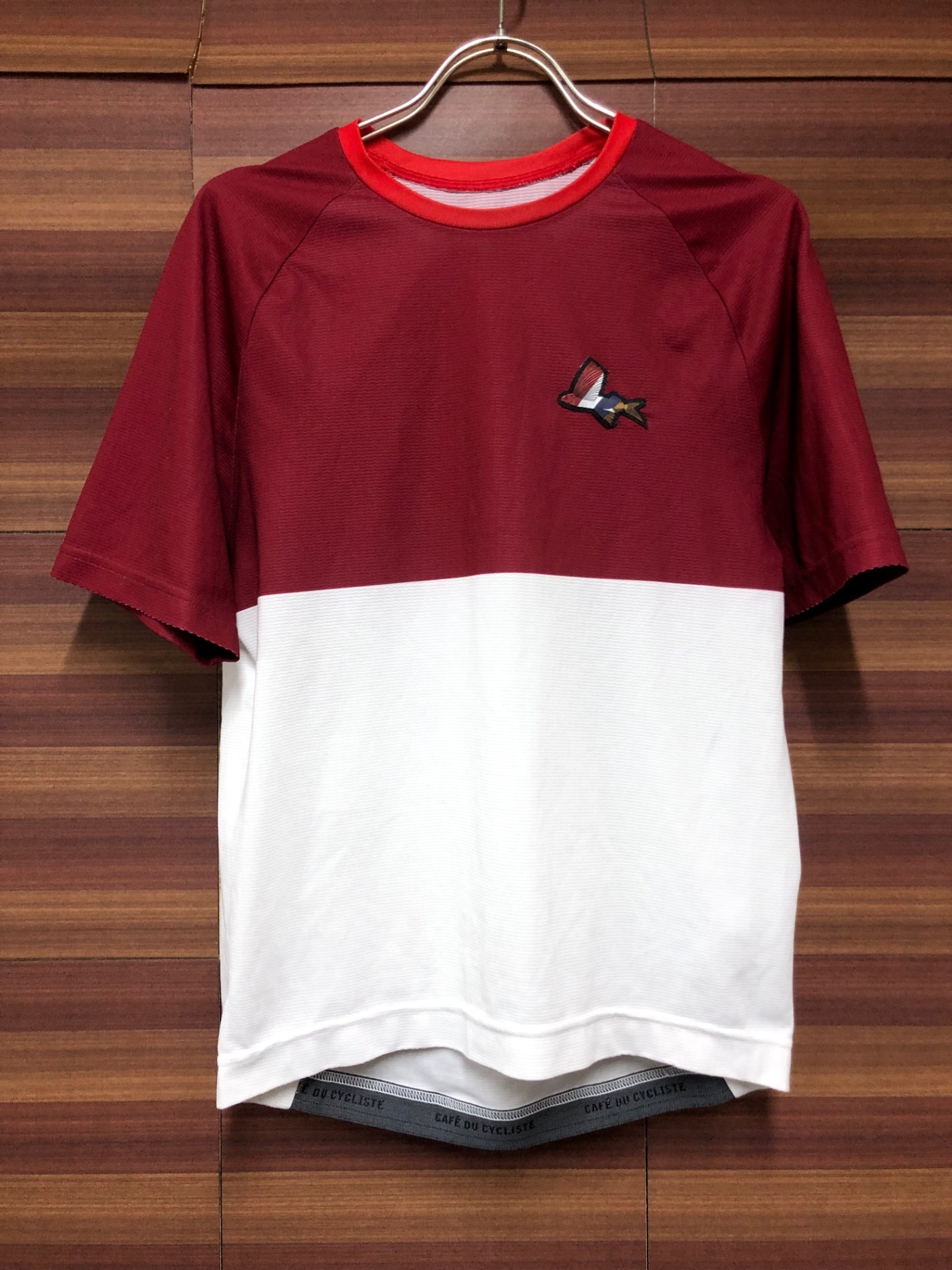 IT448 カフェドシクリステ Cafe du Cycliste Betty man 半袖 Tシャツ 赤 白 S