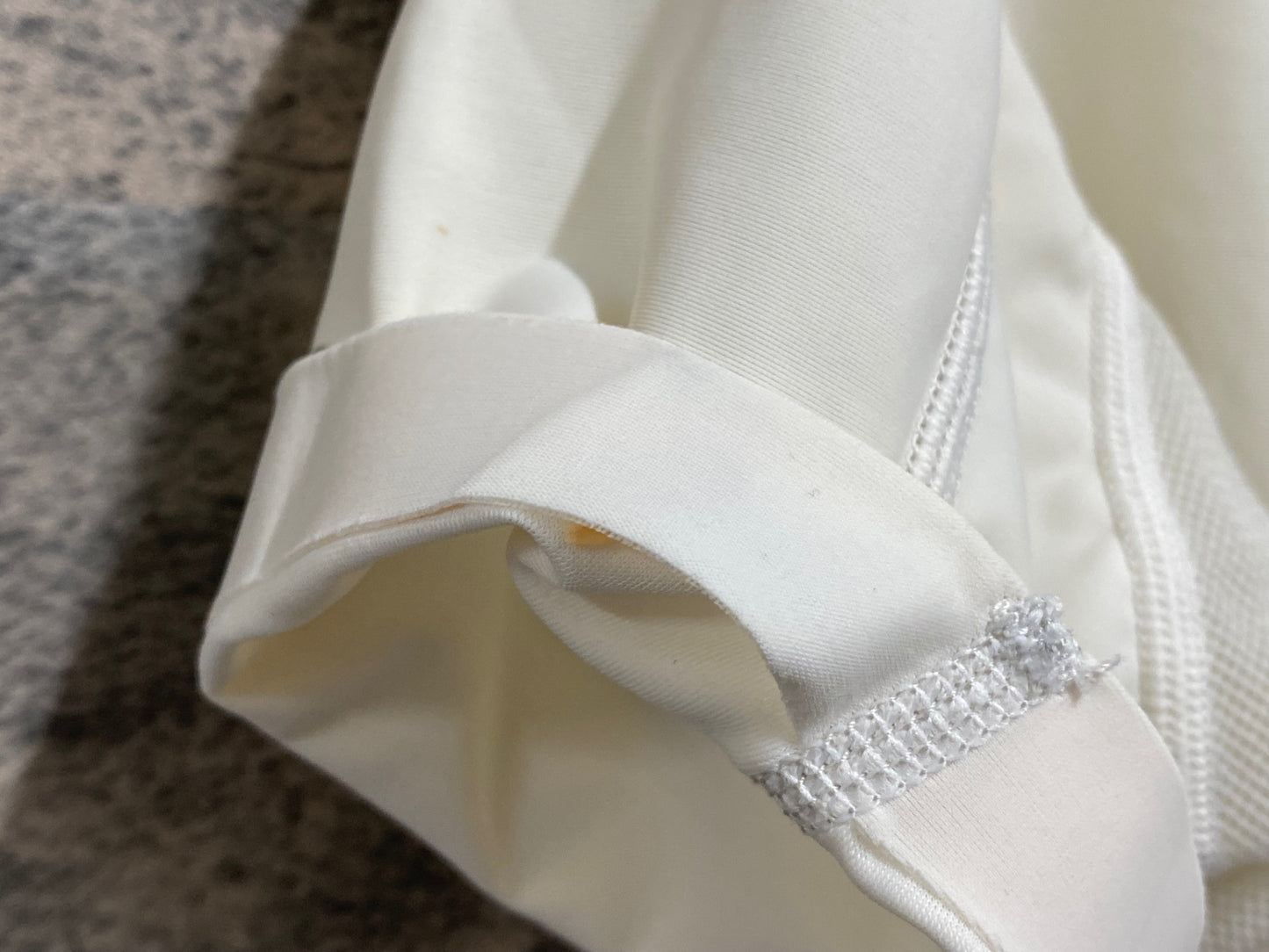 JB513 スキンズ SKINS 半袖 サイクルジャージ 白 M