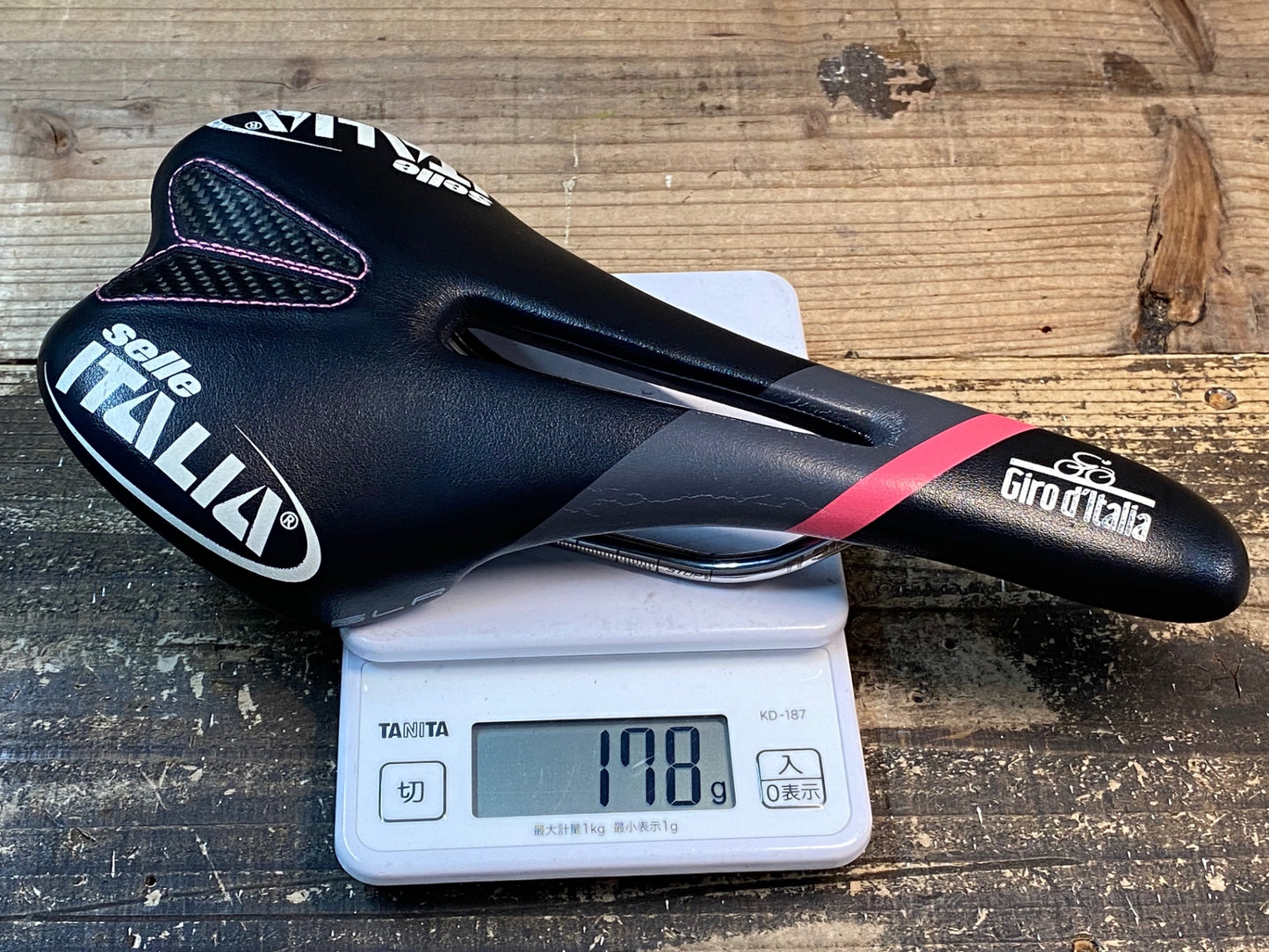 IZ341 セライタリア selle italia SLR ジロ・デ・イタリア Giro d Italia 2016 サドル チタンレール 白