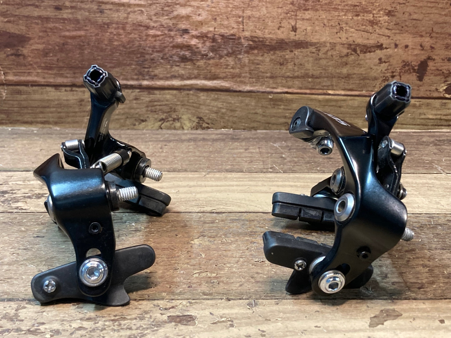 IB247 シマノ SHIMANO 105 BR-R7010 ダイレクトマウントブレーキ 前後セット