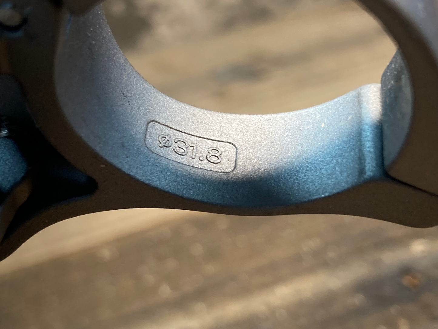 IN909 シマノ SHIMANO アルテグラ ULTEGRA FD-6700 フロントディレイラー バンド式 Φ31.8 ※固定ボルト欠品