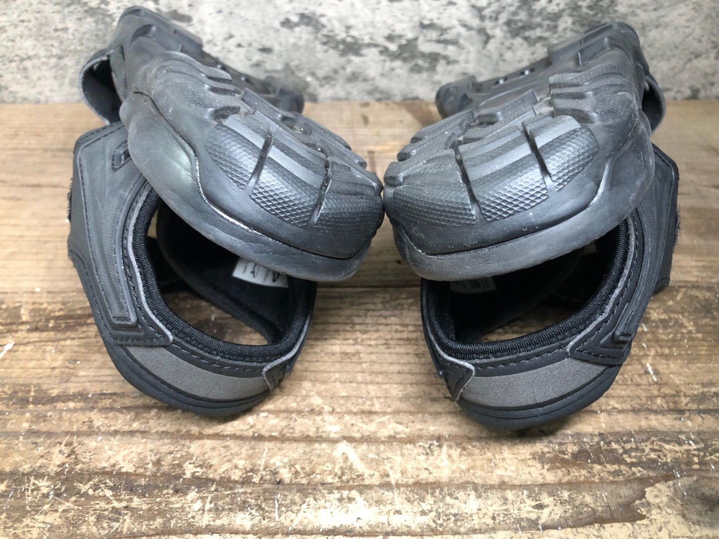 IY838 シマノ SHIMANO SH-SD 501M ビンディングシューズ サンダル EU43 黒 SPD