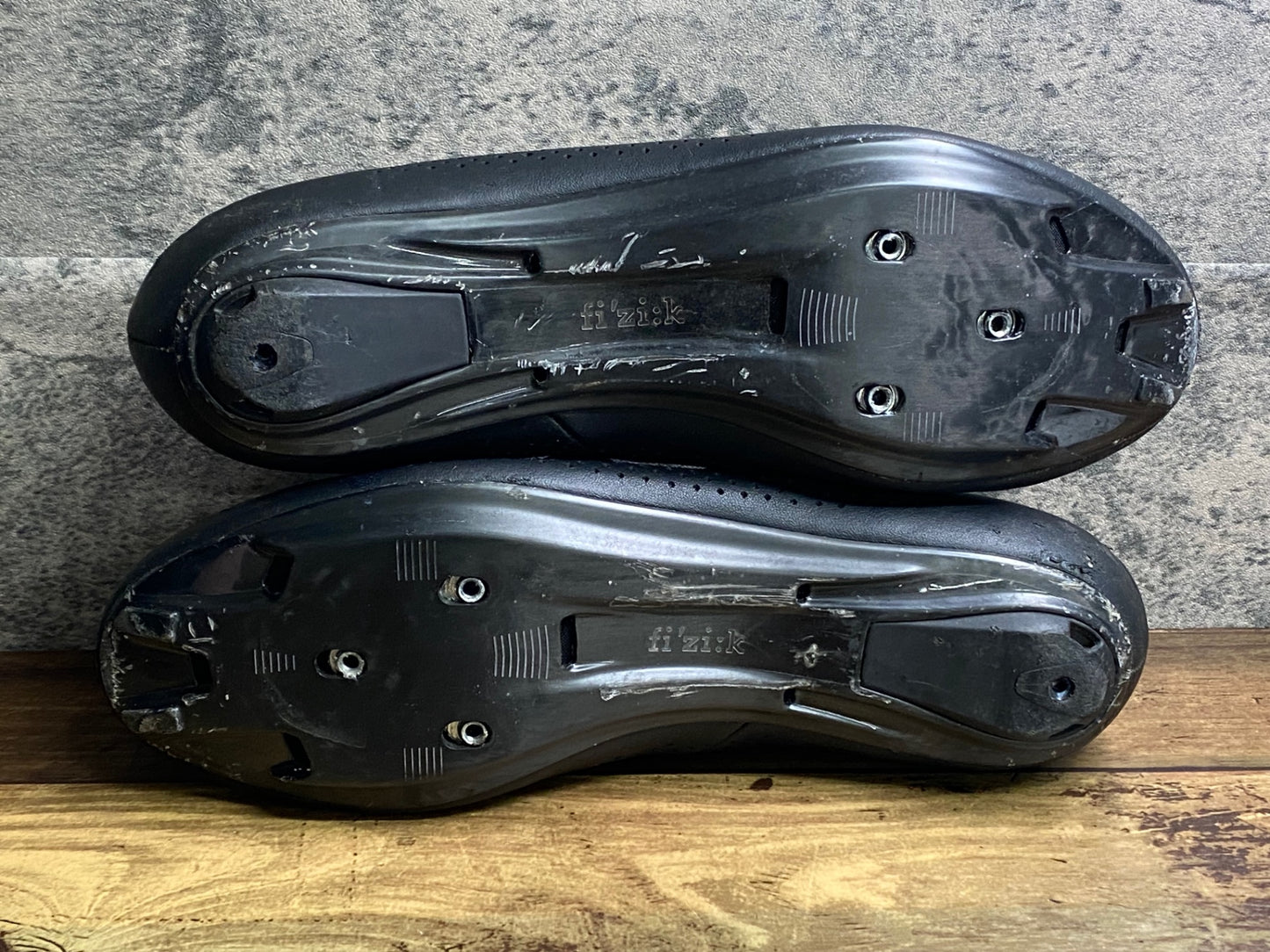 IU103 フィジーク fizik R1 Road Shoes ビンディングシューズ 黒 EUR42 SPD-SL