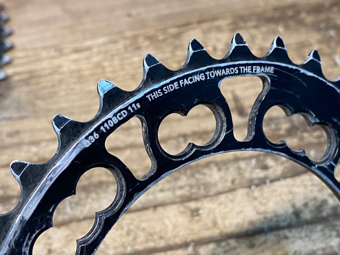 IS052 ローター ROTOR Q-RINGS 楕円 チェーンリング セット 52/36T 110BCD 5H