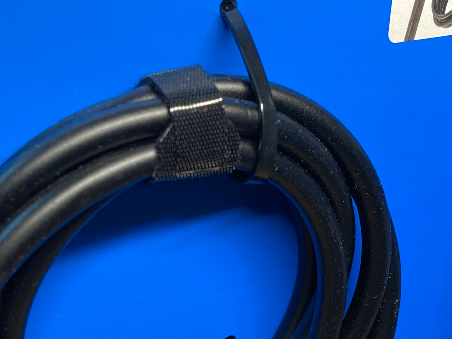 IV900 ジャイアント GIANT UNICLIP LOCK + TAIL LIGHT COMBO KIT