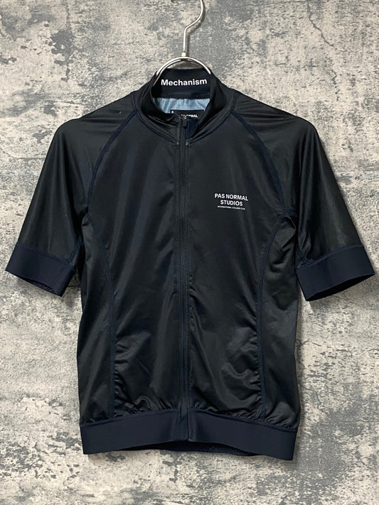 JC403 パスノーマルスタジオ Pas Normal Studios | Men's Mechanism Jersey 半袖 サイクルジャージ ブラック S