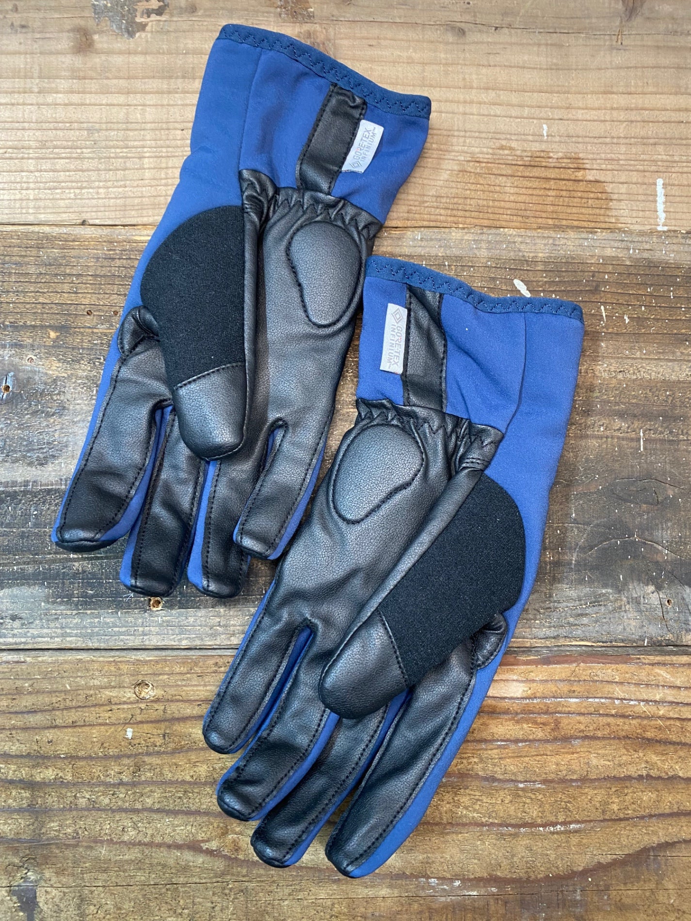 IP117 モンベル mont-bell 長指 グローブ 紺 黒 M 裏起毛 GORE-TEX INFINIUM