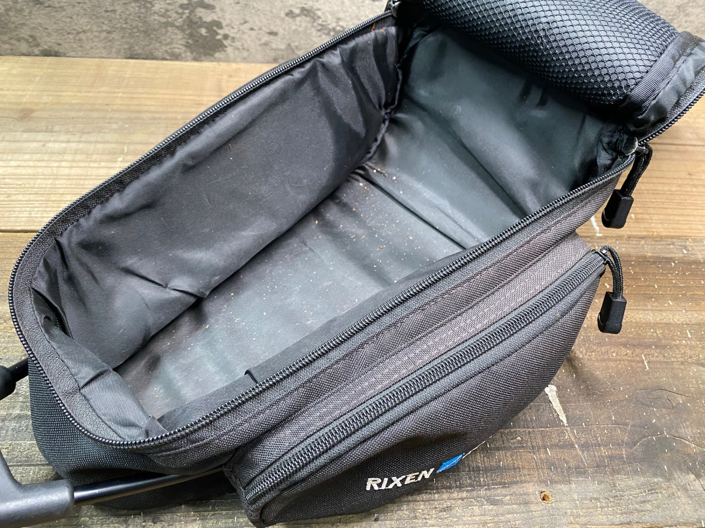 IN908 リクセンカウル RIXEN KAUL COUNTOUR MAGNUM サドルバッグ 黒