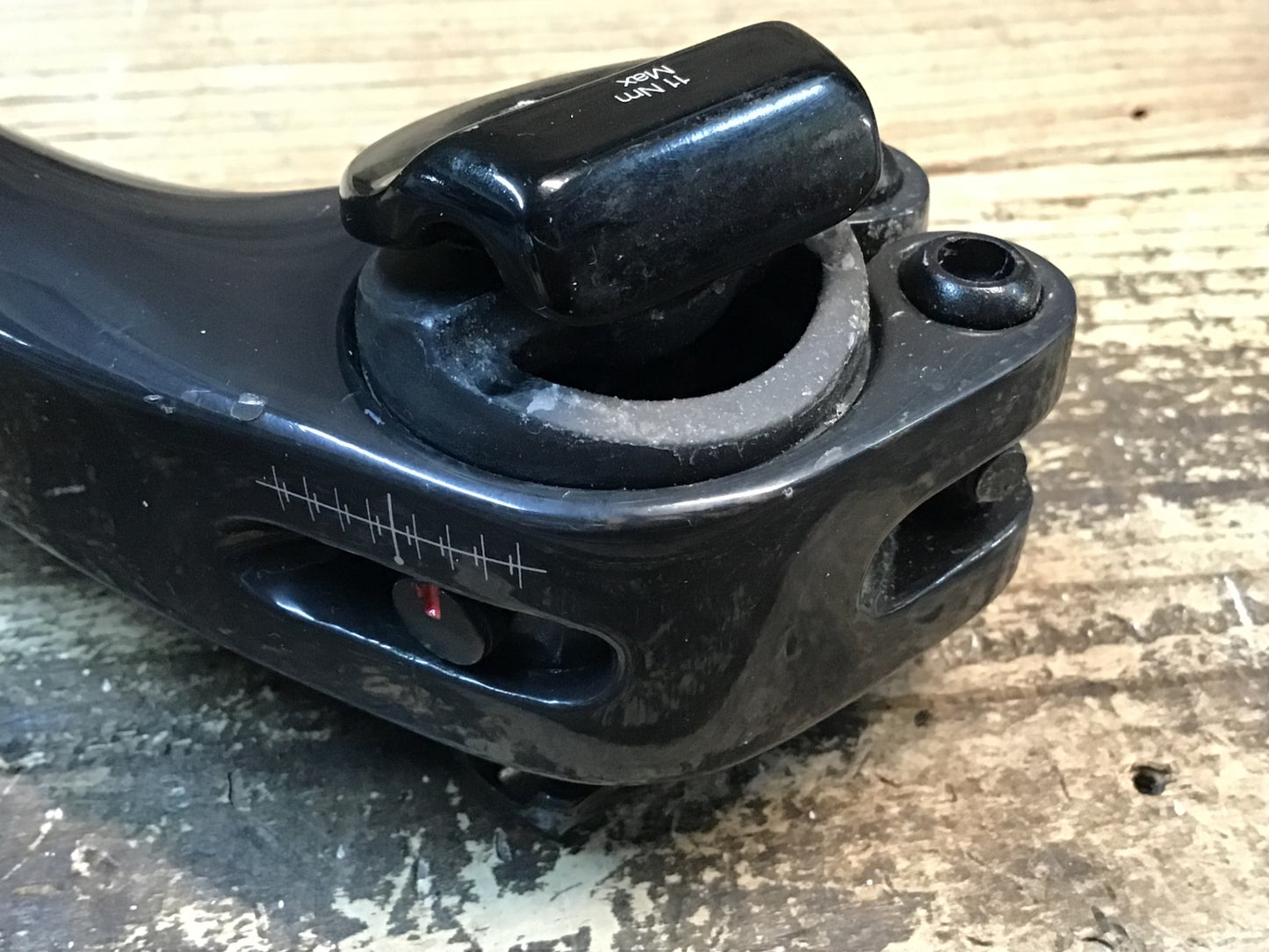 IO249 ボントレガー BONTRAGER XXX カーボン シートポスト Φ27.2 330mm SB20mm
