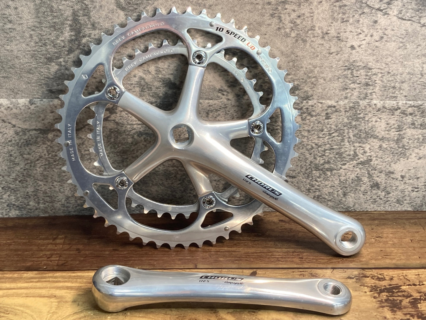 HQ296 カンパニョーロ CAMPAGNOLO コーラス CHORUS クランクセット 172.5mm 52-39T シルバー