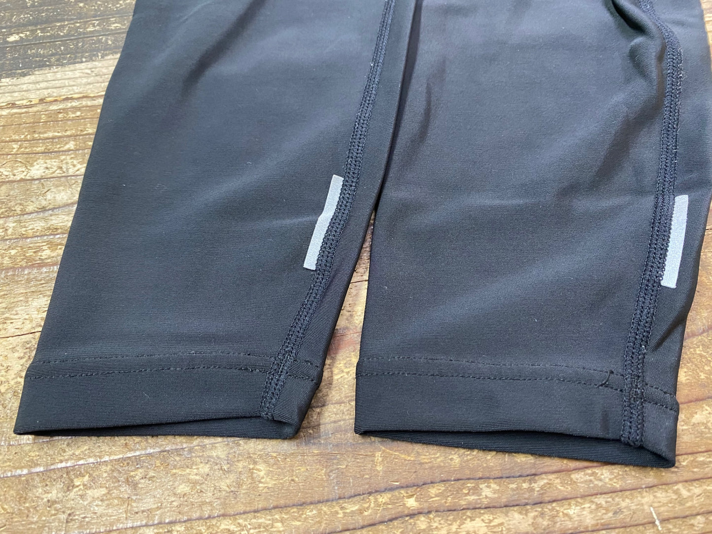 II608 パールイズミ PEARL iZUMi レッグカバー 黒 M