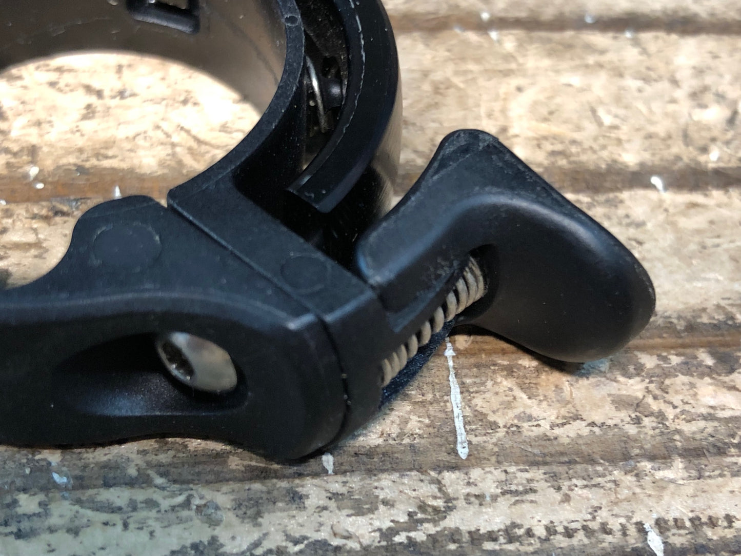 IN703 ノグ knog オイ Oi ベル Φ31.8 黒