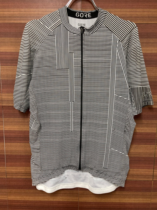 IL134 ゴア GORE BIKE WEAR 半袖 サイクルウェア アジアLサイズ 白黒
