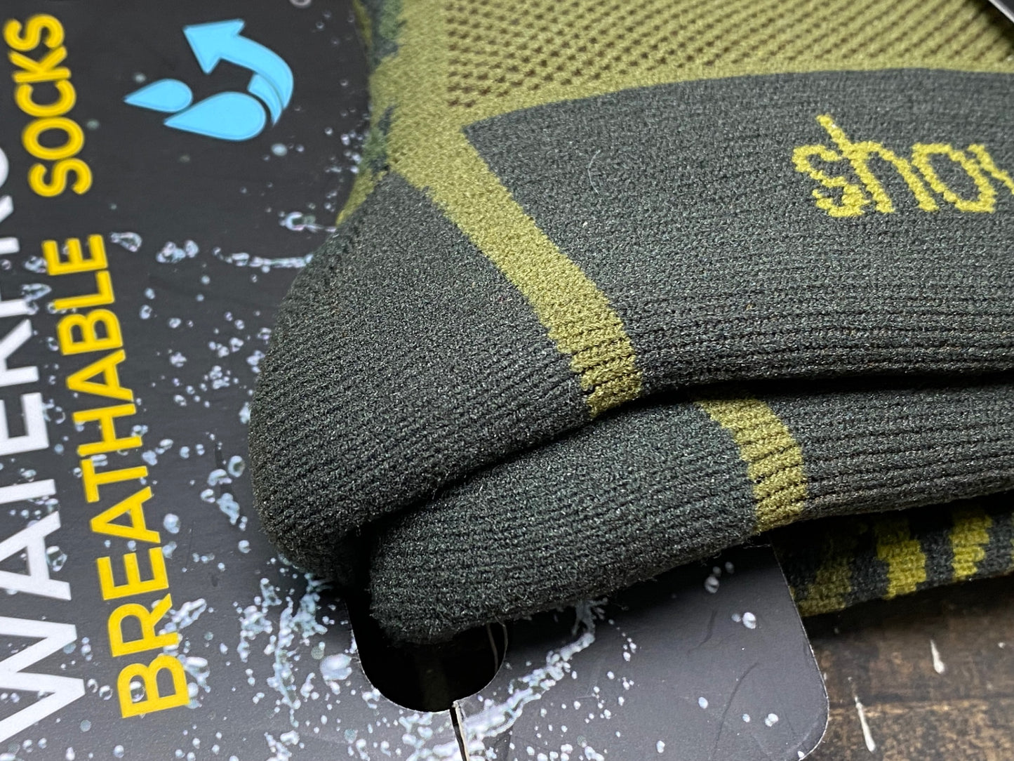 IQ176 シャワーズパス showers pass 防水ソックス 緑 迷彩 M/L