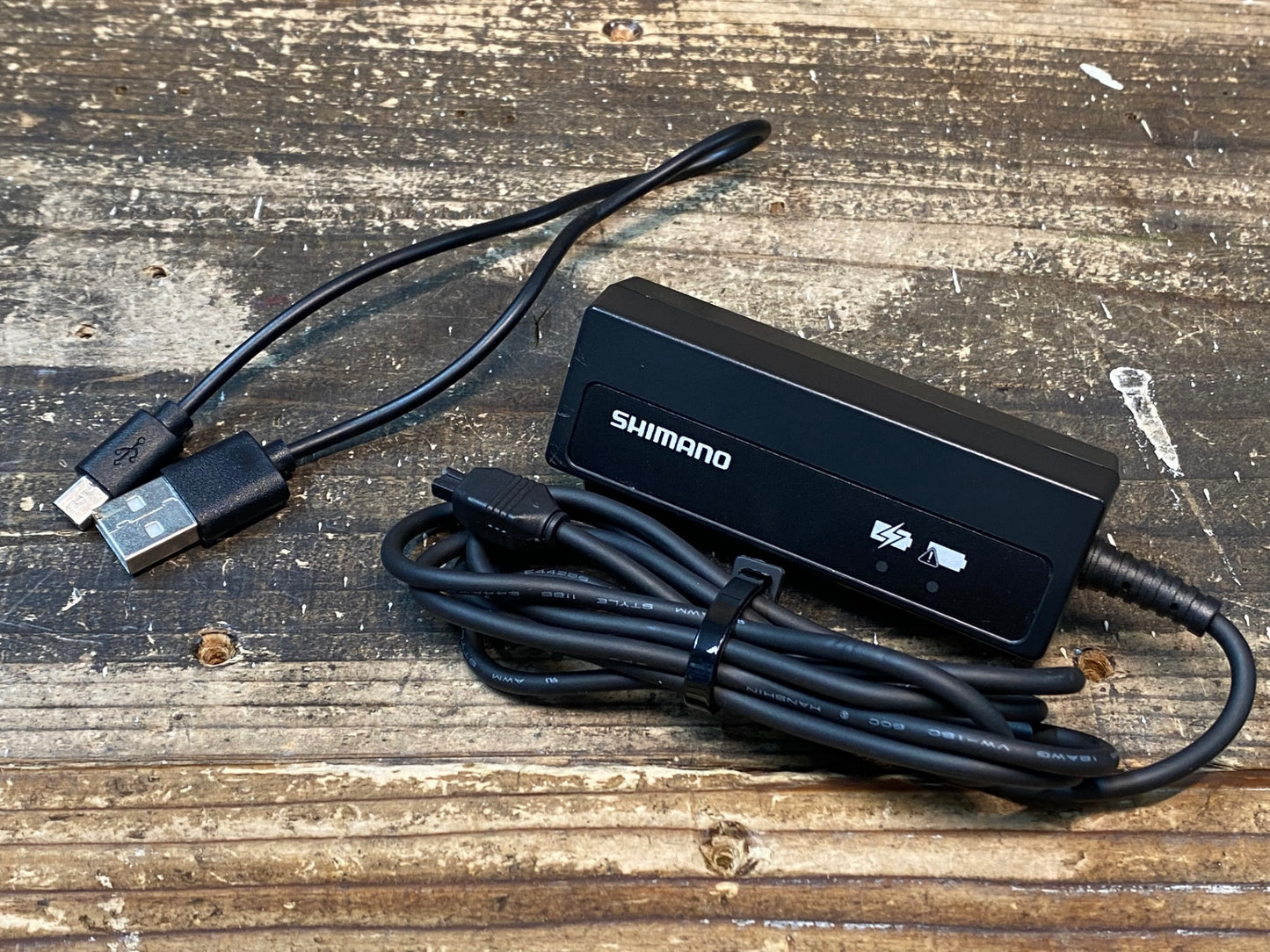 IU694 シマノ SHIMANO SM-BCR2 バッテリーチャージャー