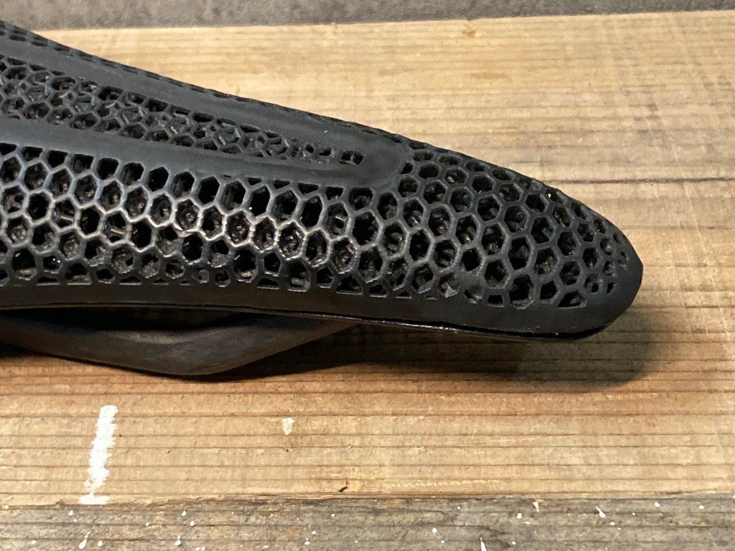 IL268 フィジーク fizik ヴェント アルゴ アダプティブ VENTO ARGO R1 ADAPTIVE サドル カーボンレール 140mm