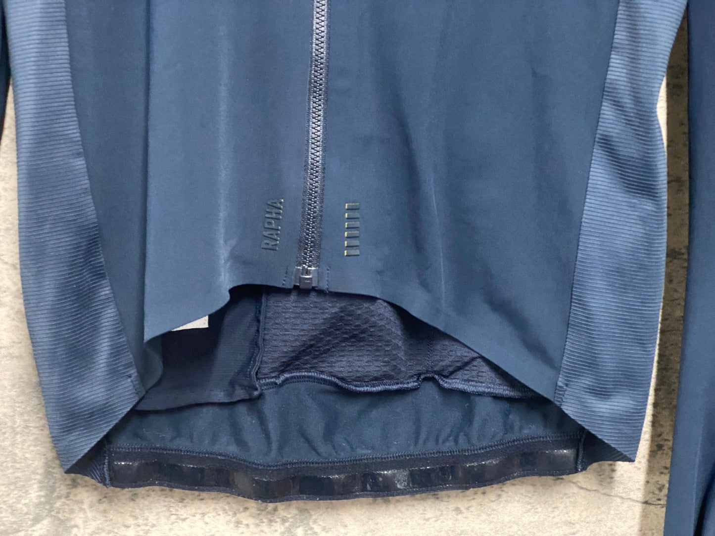 IV511 ラファ Rapha PRO TEAM LONG SLEEVE THERMAL JERSEY 長袖 サイクルジャージ 黒 M