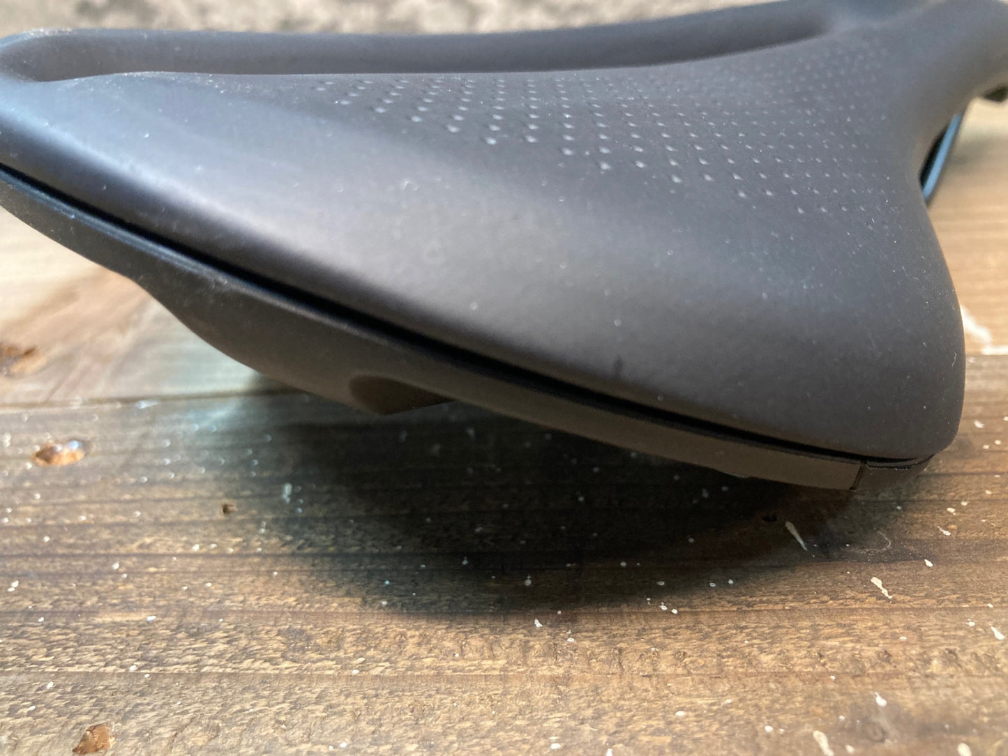 IO372 トレック TREK バースコンプ VERSE COMP サドル 黒 145mm