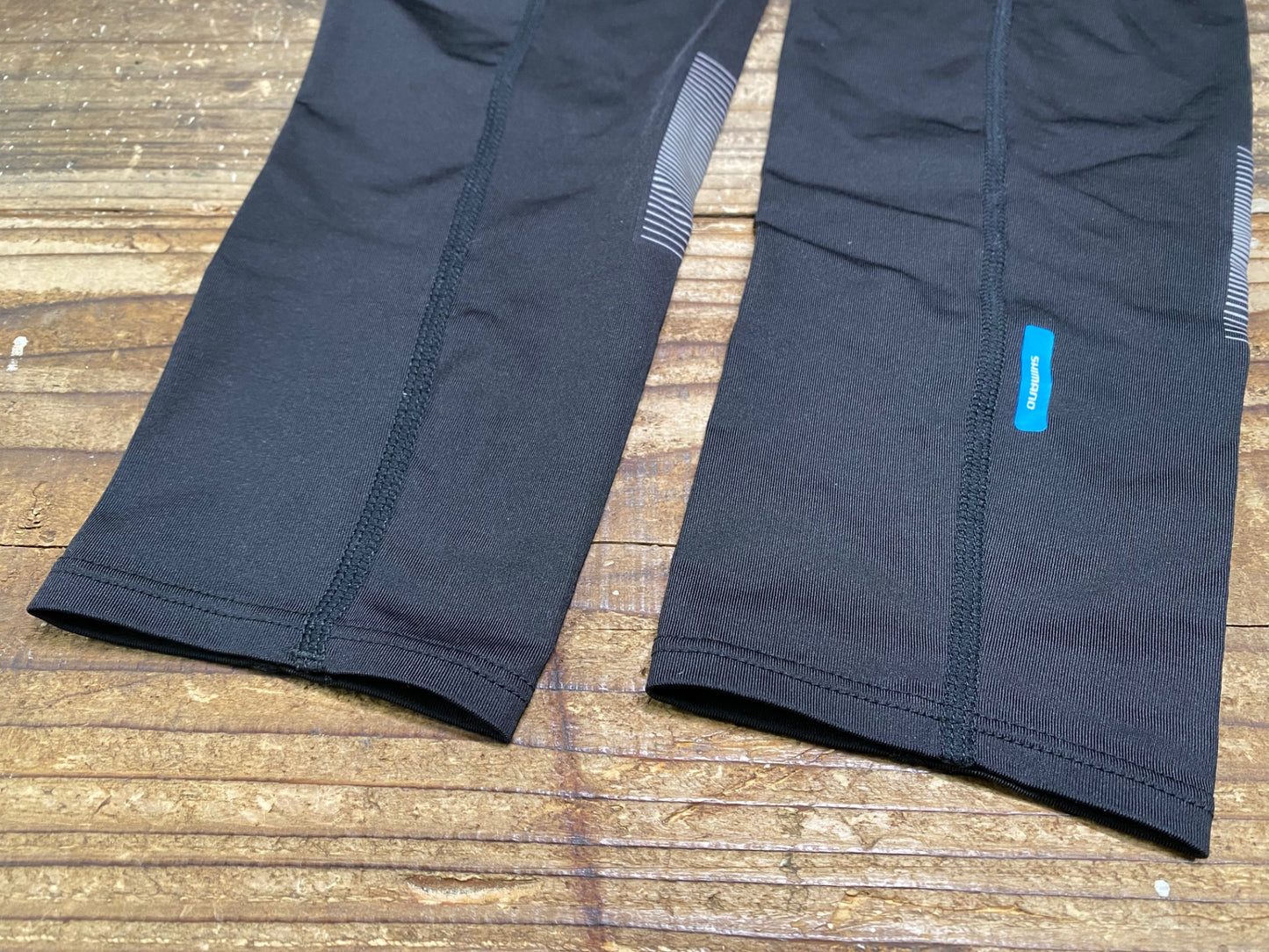 IU490 シマノ SHIMANO レッグカバー 黒 M