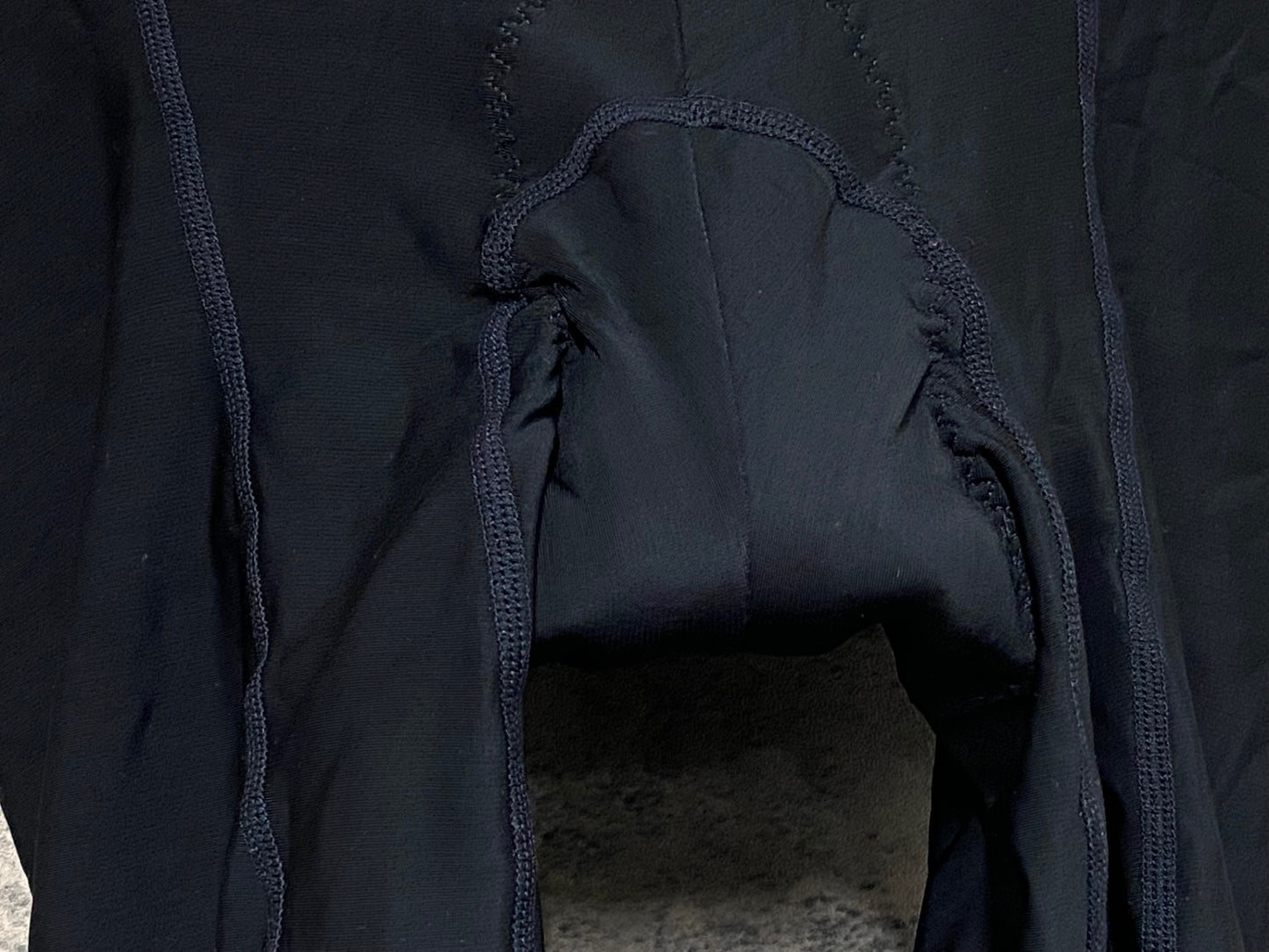 IW438 パールイズミ PEARL iZUMi レーサータイツ 黒 レディース L