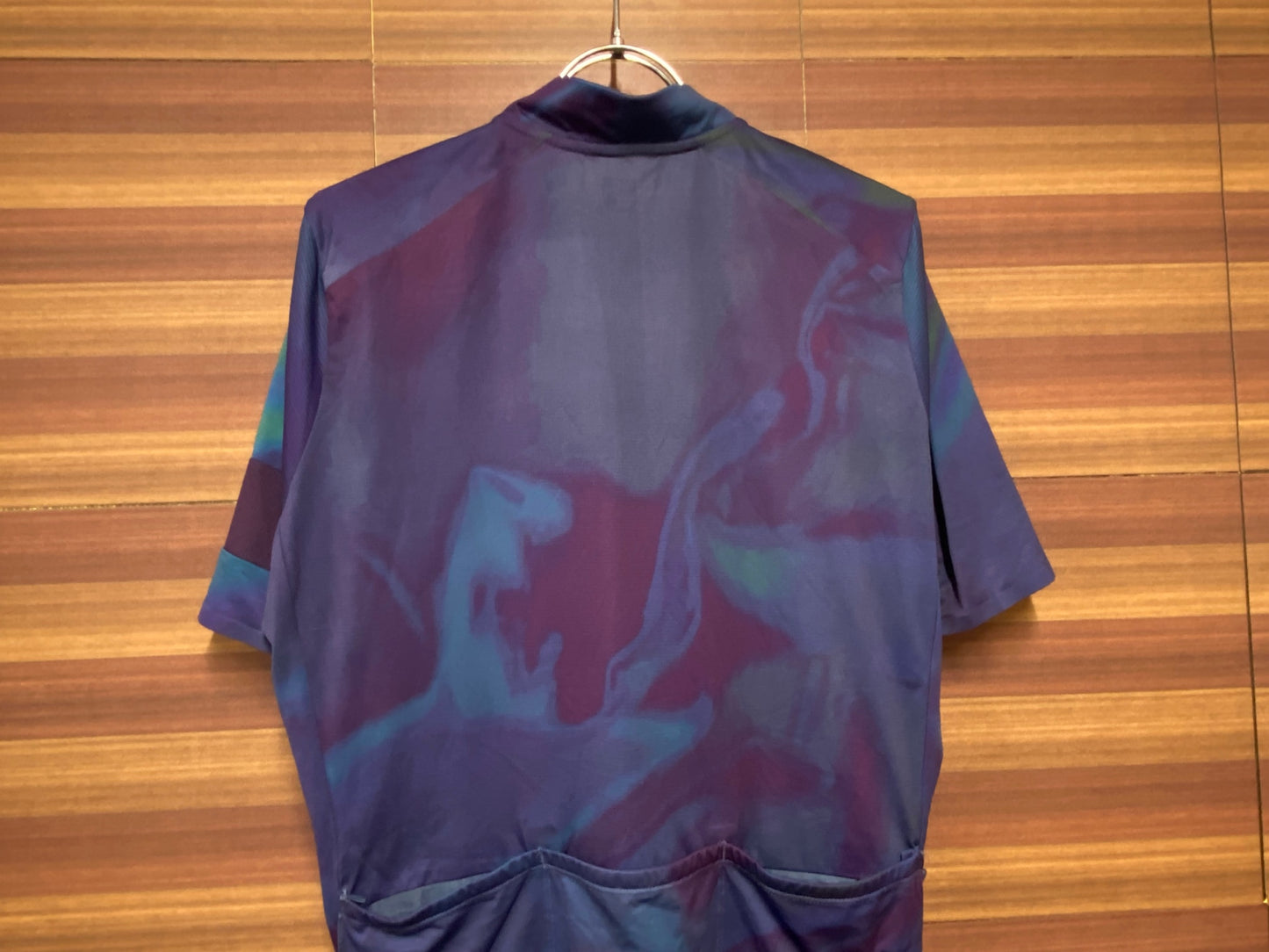 IJ969 ラファ Rapha MEN'S FLYWEIGHT JERSEY-CRIT PRINT 半袖 サイクルジャージ パープル ネイビー L