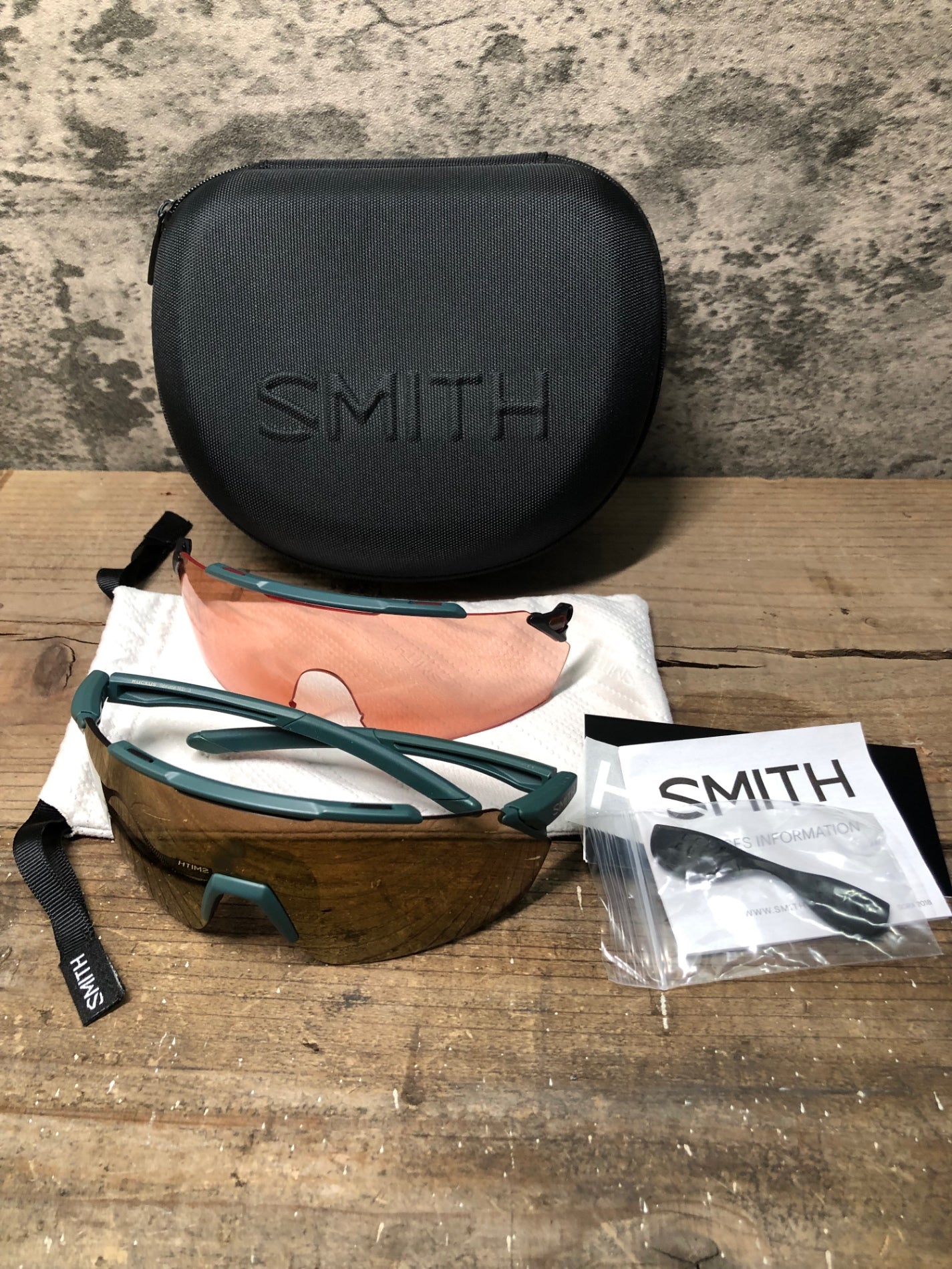 IO458 スミス SMITH ピブロック ラーカス PIVLOCK RUCKUS サングラス アイウェア 緑 ※替レンズ、ケース付属