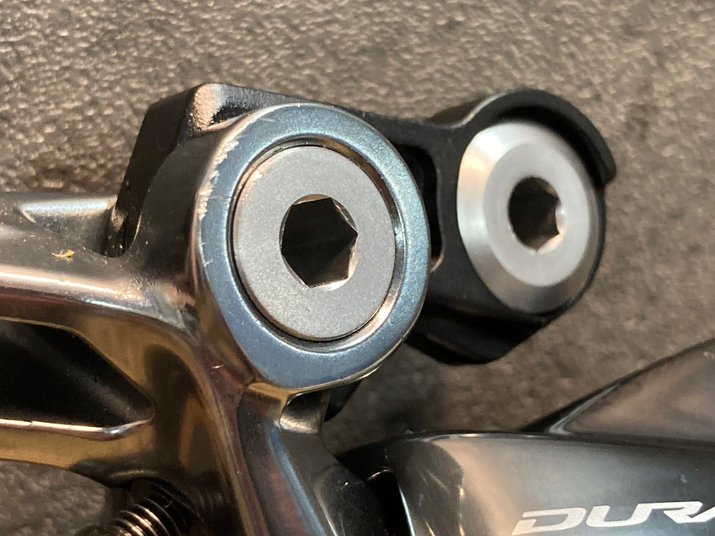 IS130 シマノ SHIMANO デュラエース DURA-ACE RD-R9100 リアディレイラー 11S