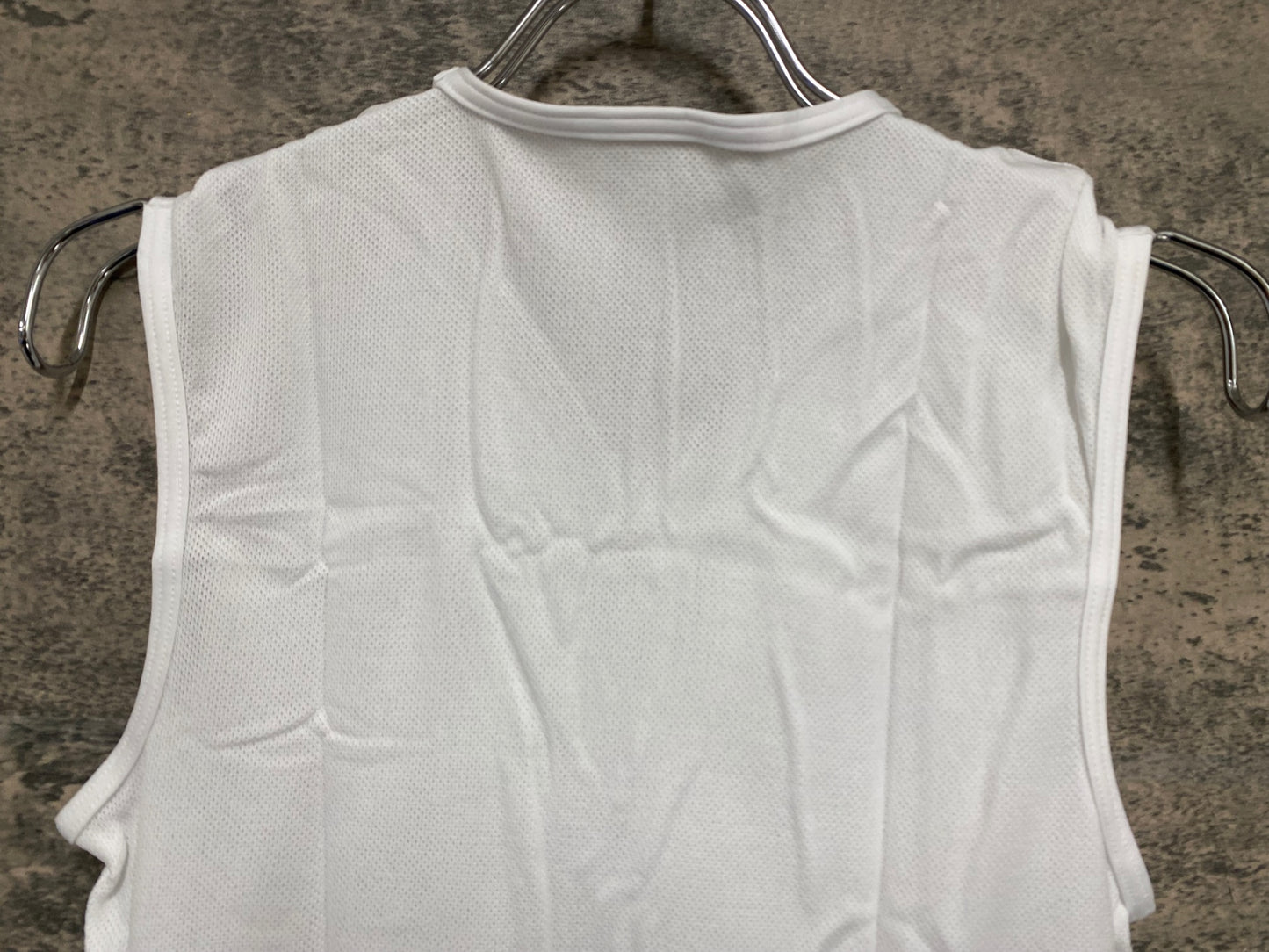 IV917 カペルミュール KAPELMUUR ノースリーブ ベースレイヤー 白 L メッシュ