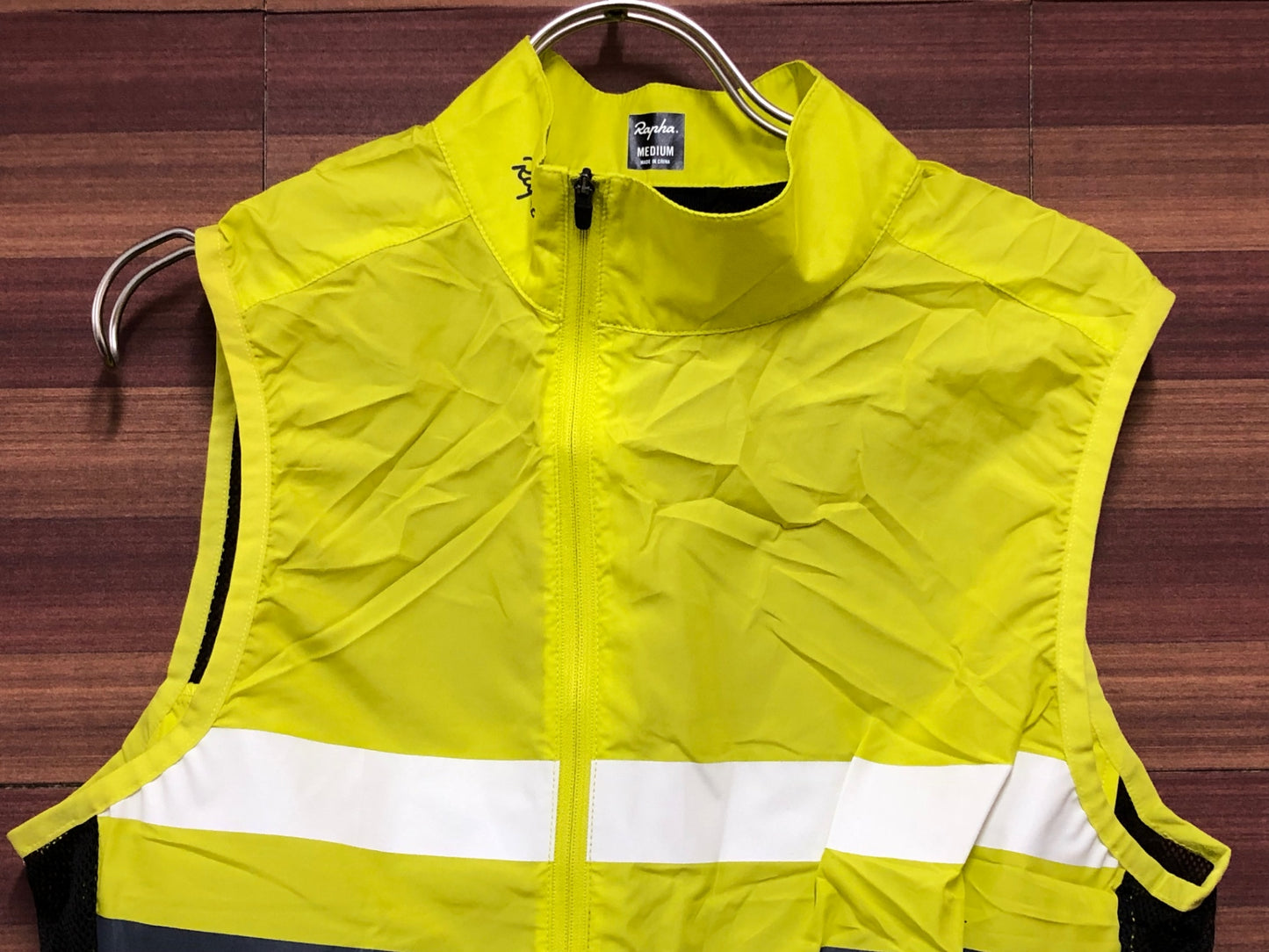 IO658 ラファ Rapha Brevet 反射ベスト ジレ M ネオンイエロー