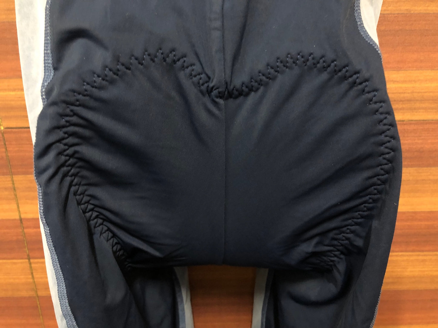 IO574 カフェドシクリステ CAFE DU CYCLISTE ビブショーツ 水色紺 L