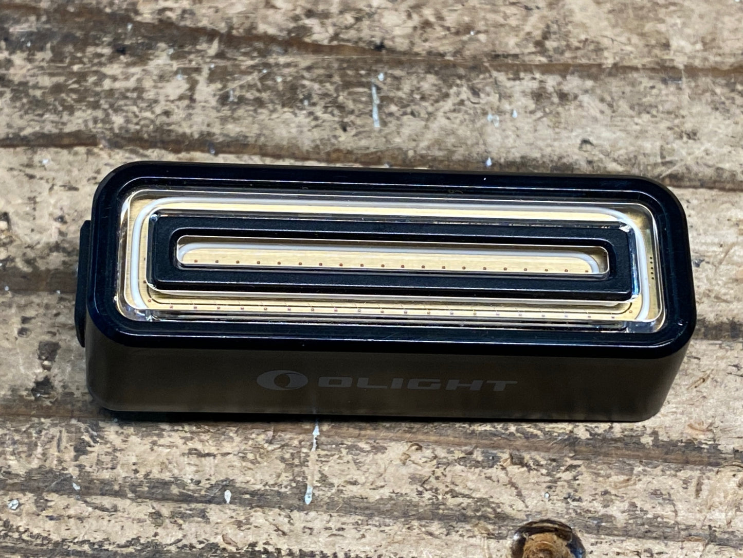 IY354 オーライト Olight RN100TL リアライト