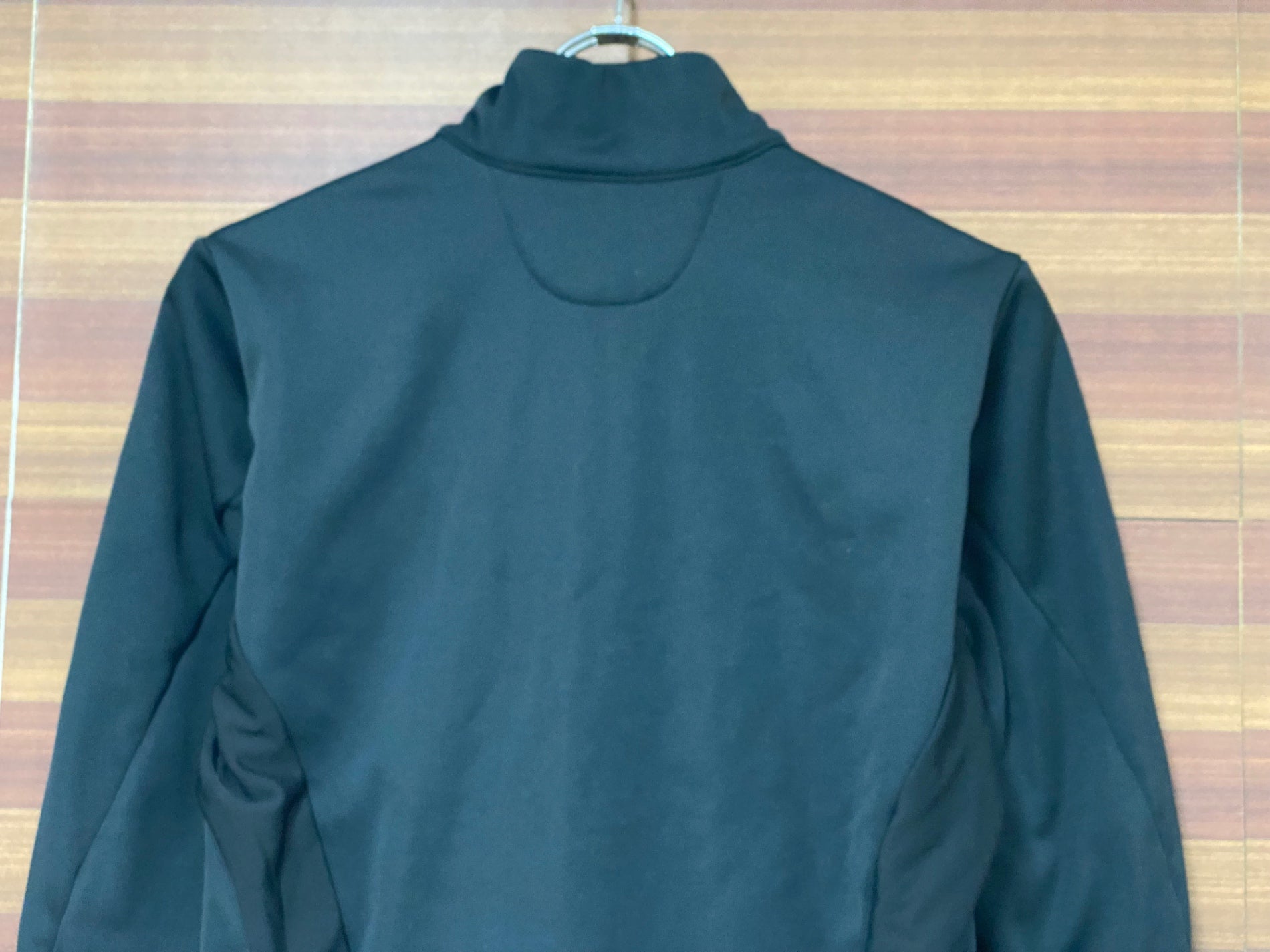 Castelli サイクルジャケット GORE-TEX INFINIUM CASTELLI】カステリの洗練されたGORE-TEX使用の万能ジャケット
