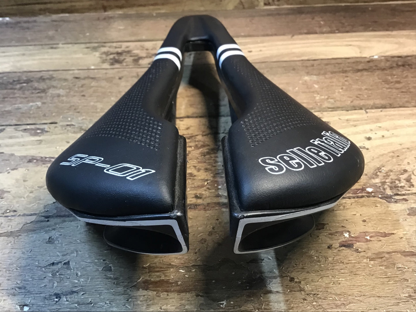 IA794 セッレイタリア Selle Italia SP-01 Kit Carbonio SUPERFLOW サドル Lサイズ カーボンレール